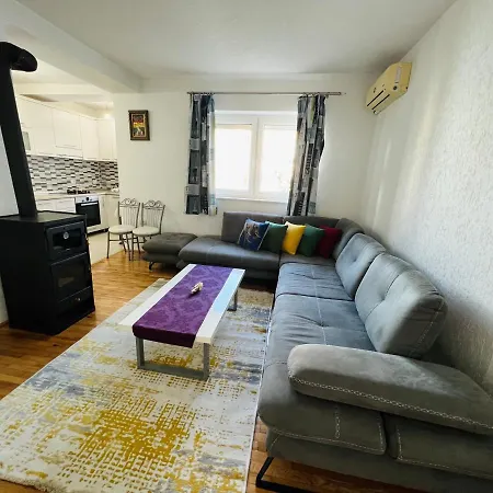 Kukes Apartment Hotel * Kukes