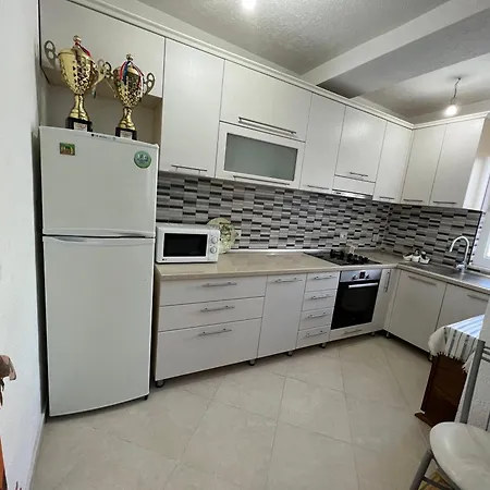 Kukes Apartment Hotel *