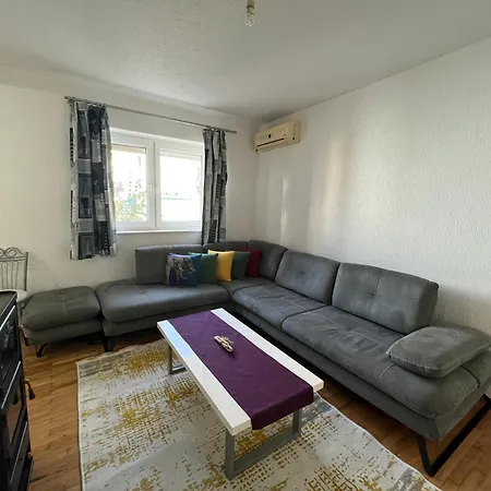 Kukes Apartment Hotel Διαμέρισμα