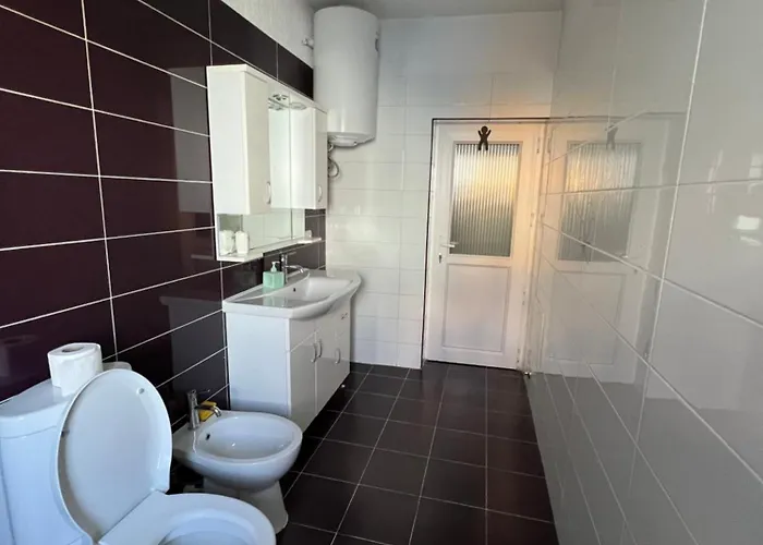 Kukes Apartment Hotel * Kukes