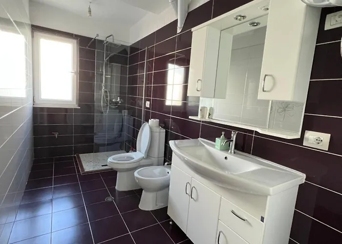 Kukes Apartment Hotel